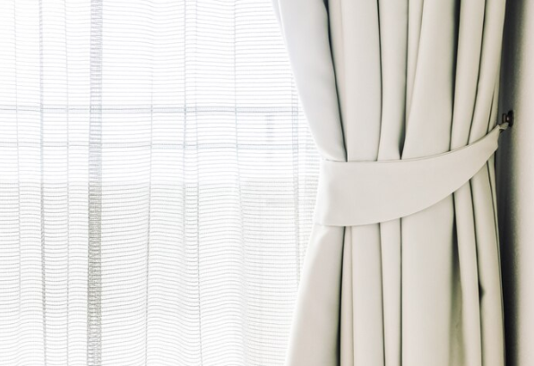 Conheça os diferentes tipos de cortinas e seus benefícios