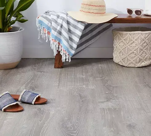 Ambiente decorado com papel de parede